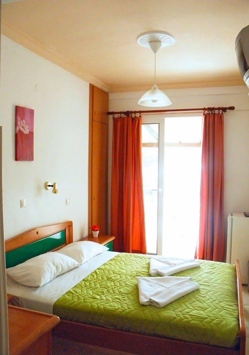 Hotel Venetia Ireo  Extérieur photo